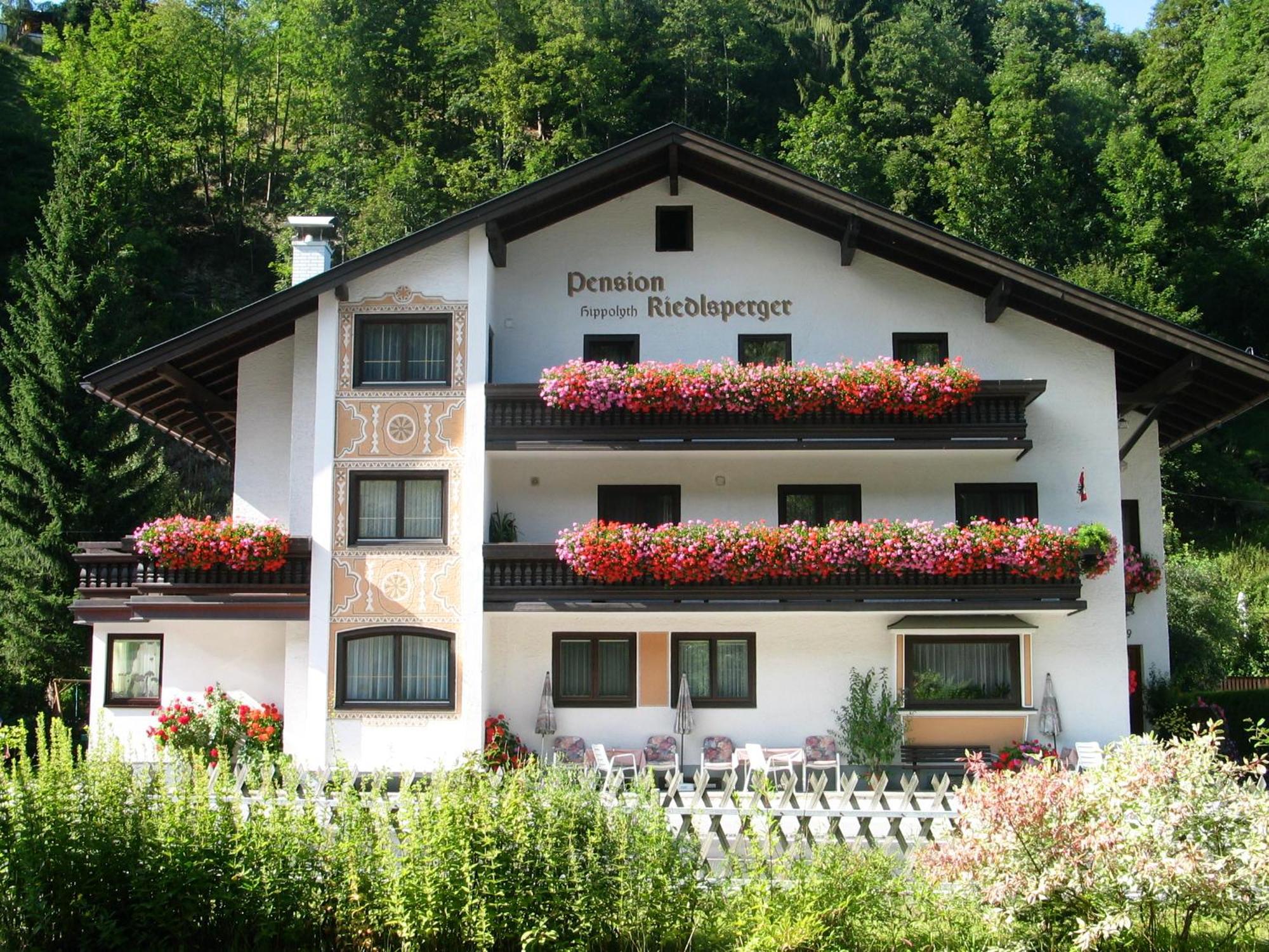 Pension Haus Riedlsperger Saalbach-Hinterglemm Zewnętrze zdjęcie