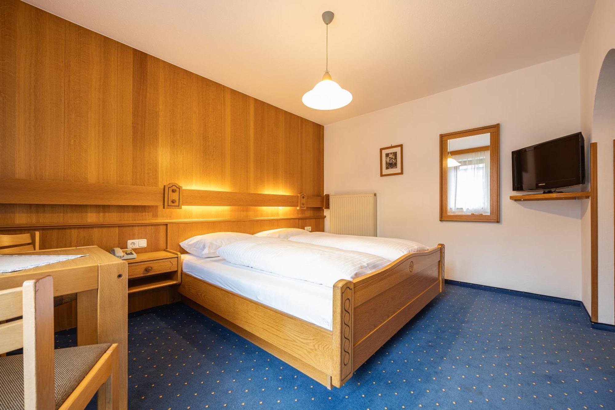 Pension Haus Riedlsperger Saalbach-Hinterglemm Zewnętrze zdjęcie