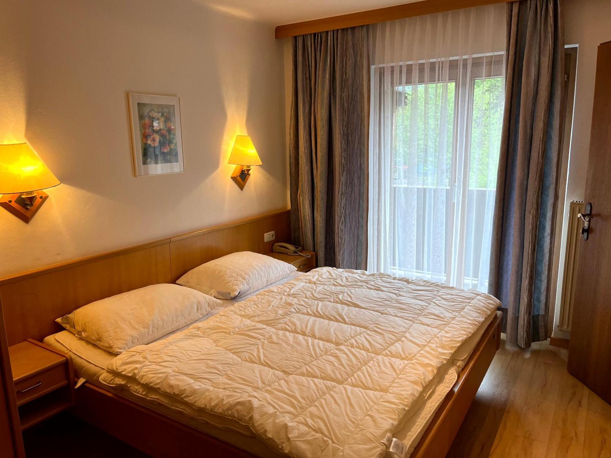 Pension Haus Riedlsperger Saalbach-Hinterglemm Zewnętrze zdjęcie